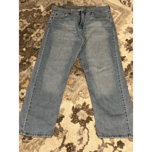 Wrangler Jeans Premium Quality 34x30 Work Jeans Relaxed Straight Fit Barn Wear - Picture 3 of 8